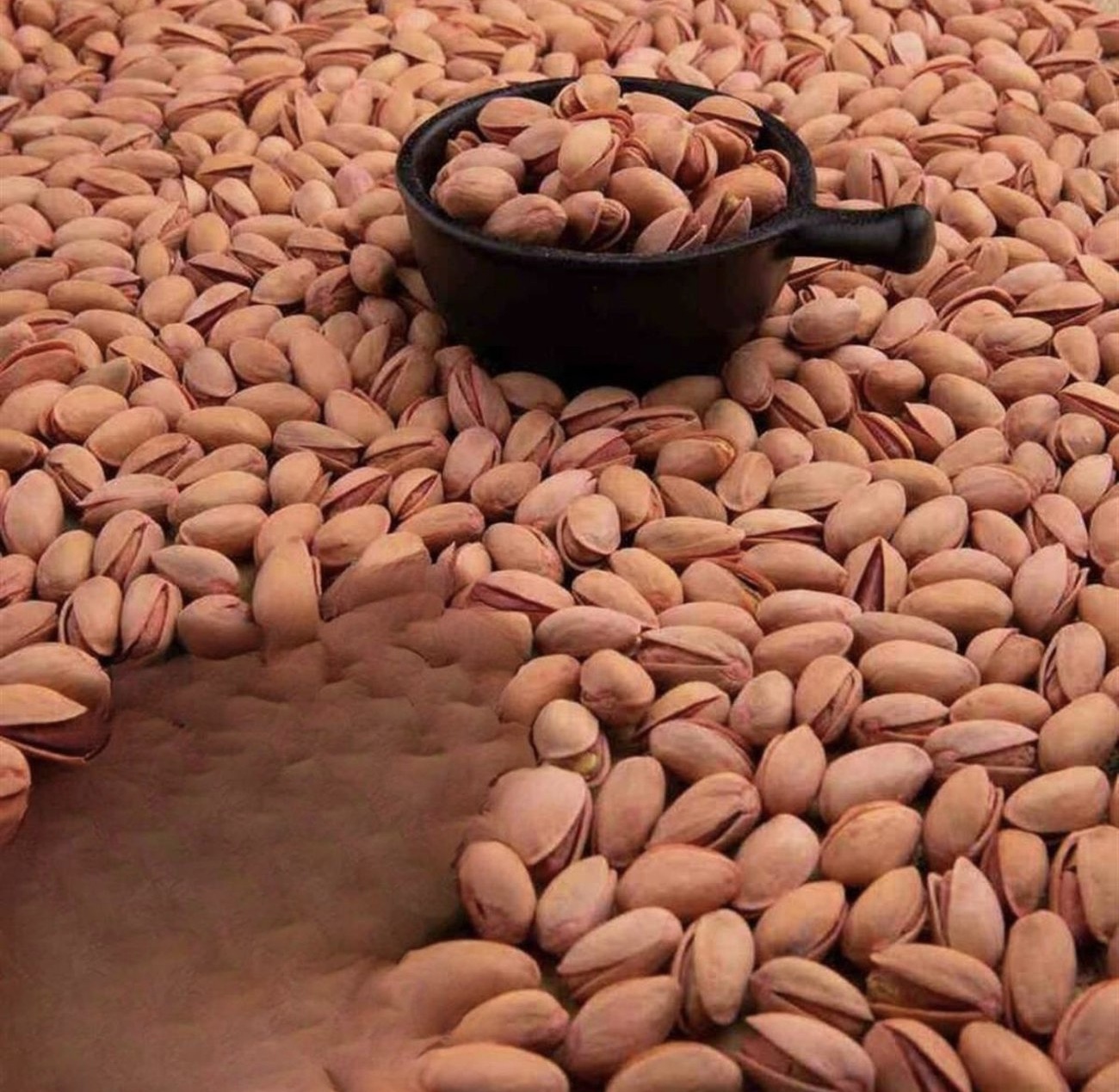 Çifte Kavrulmuş Siirt Fıstığı - Doğal Lezzet ve Enerji Kaynağı